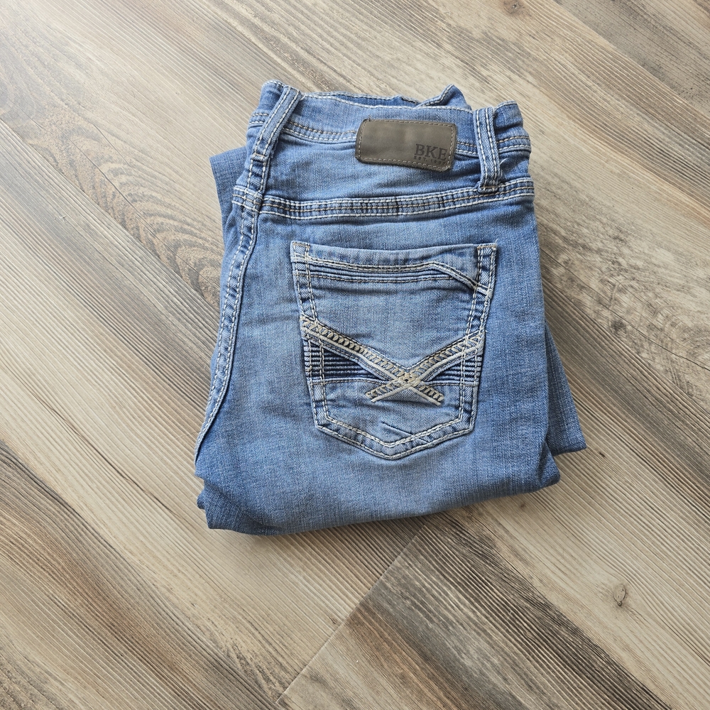 BKE Blue Jeans with Classic Wash and Distinctive Stitching